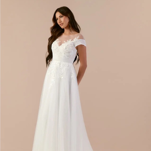 NWT  Azazie White Off-Shoulder Wedding Dress size 14 (fits 10-12) - Picture 9 of 9